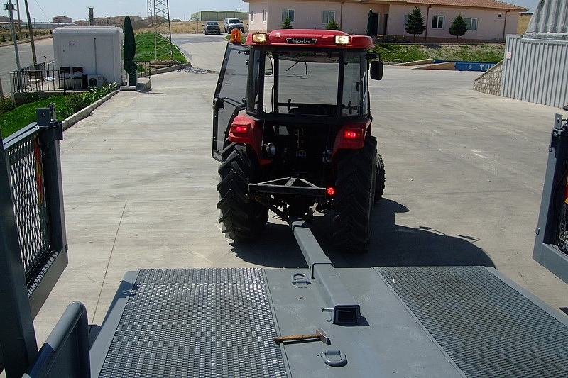 10m Mobile Unloading Platform | Yılmaz Kardeş Unloading Platforms