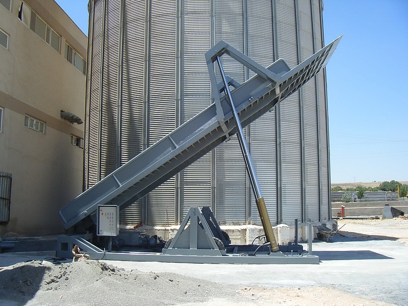 10m Mobile Unloading Platform | Yılmaz Kardeş Unloading Platforms